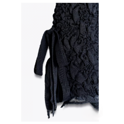 Picture of ZARA TEXTURED KNIT TOP WITH BOWS